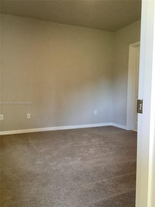 For Rent: $2,100 (3 beds, 2 baths, 0 Square Feet)