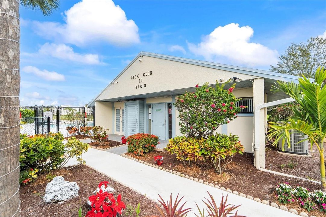 На продажу: $180,000 (1 спален, 1 ванн, 624 Квадратных фут)