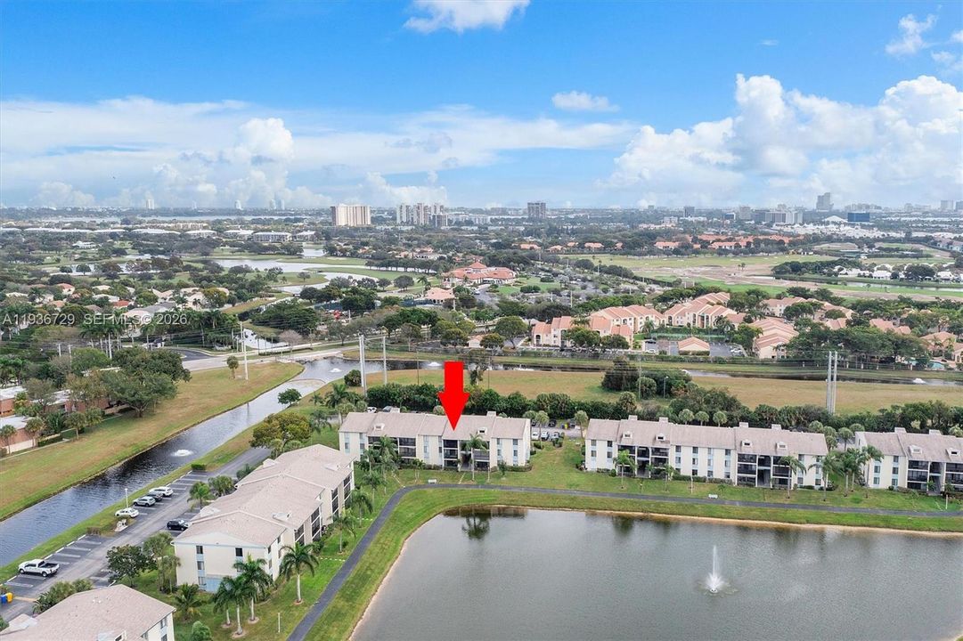 На продажу: $180,000 (1 спален, 1 ванн, 624 Квадратных фут)