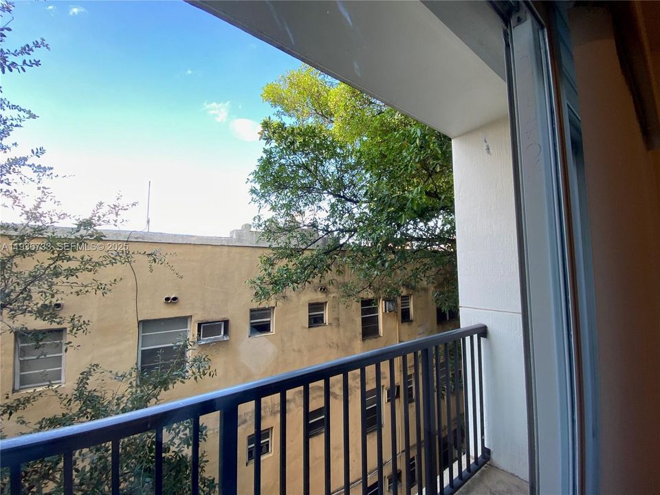 En Renta: $1,990 (1 camas, 1 baños, 650 Pies cuadrados)