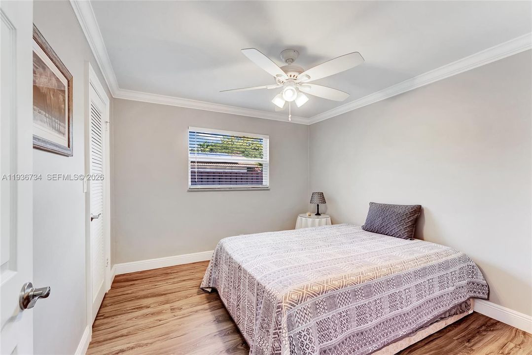 En Venta: $795,000 (4 camas, 2 baños, 2459 Pies cuadrados)