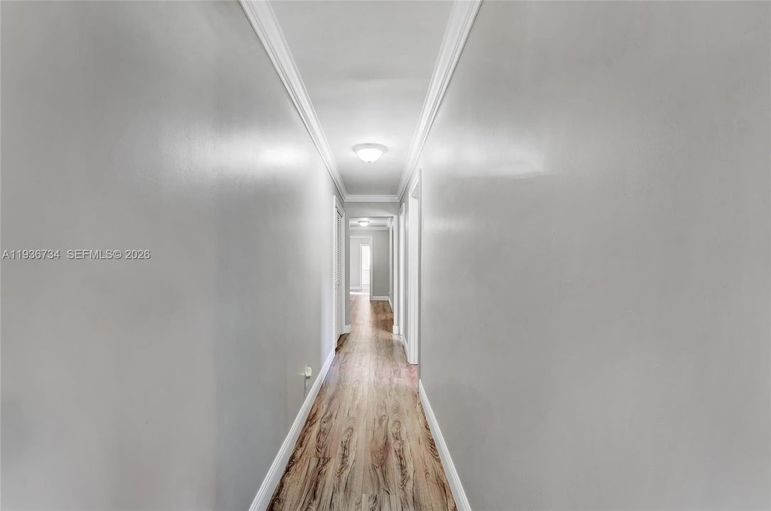 En Venta: $795,000 (4 camas, 2 baños, 2459 Pies cuadrados)