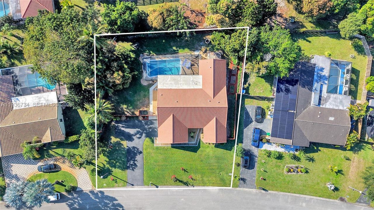 En Venta: $795,000 (4 camas, 2 baños, 2459 Pies cuadrados)