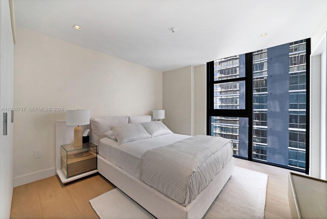 En Venta: $3,850,000 (4 camas, 5 baños, 2520 Pies cuadrados)