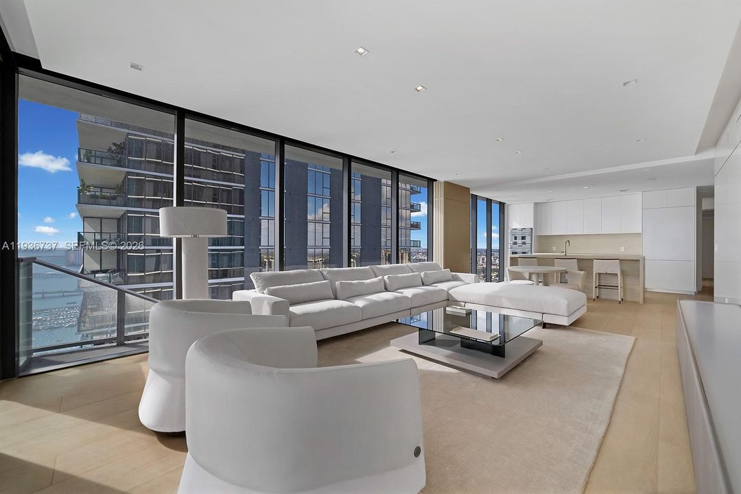 En Venta: $3,850,000 (4 camas, 5 baños, 2520 Pies cuadrados)