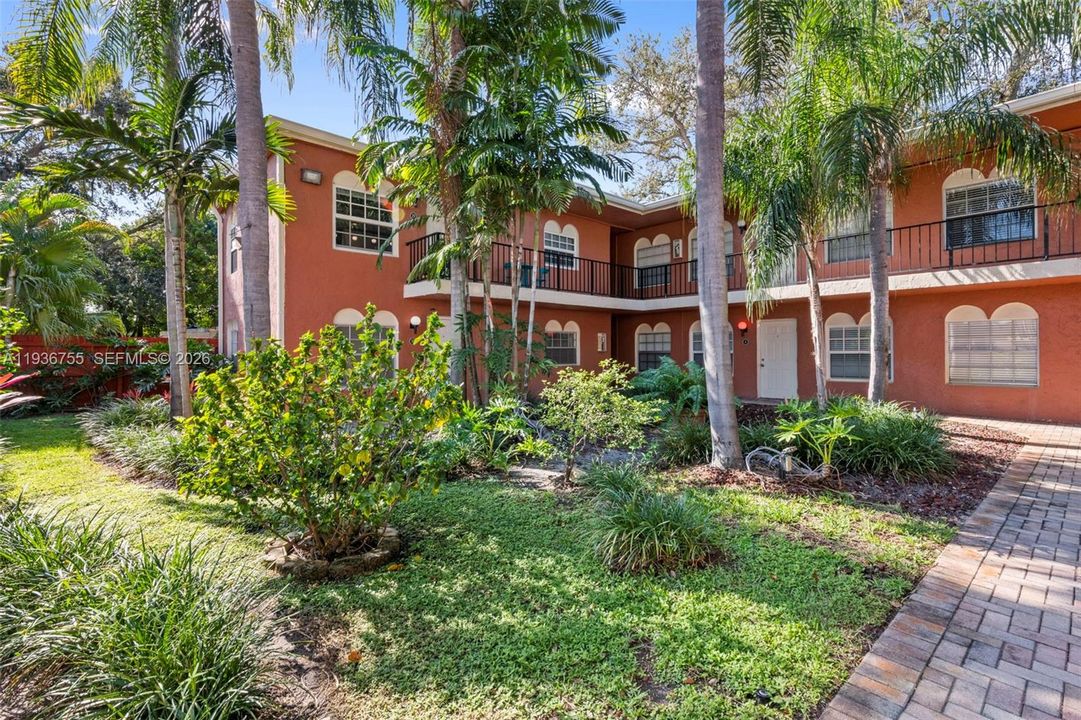 В аренду: $1,750 (1 спален, 1 ванн, 633 Квадратных фут)