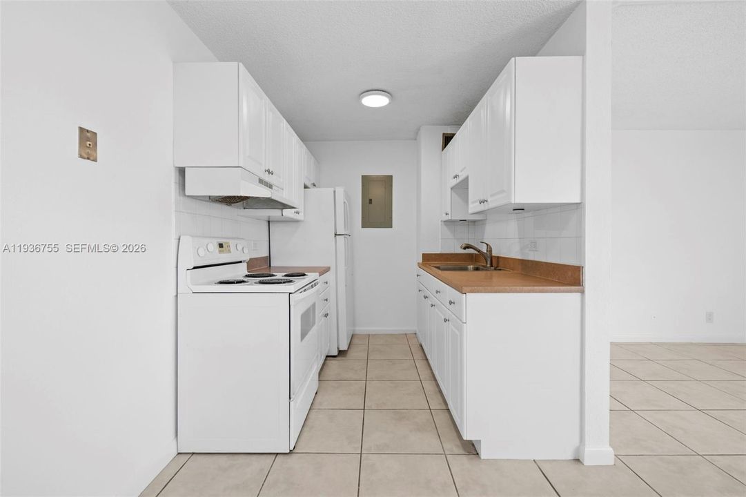 В аренду: $1,750 (1 спален, 1 ванн, 633 Квадратных фут)