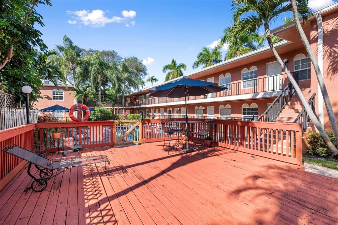 В аренду: $1,750 (1 спален, 1 ванн, 633 Квадратных фут)