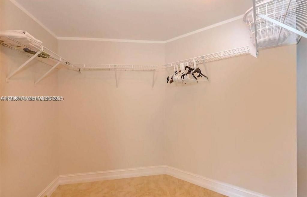 出租: $7,500 (2 贝兹, 2 浴室, 1602 平方英尺)