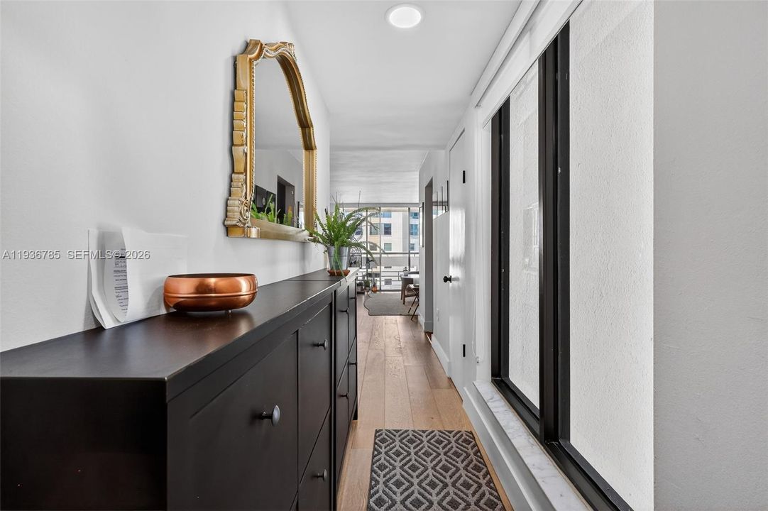 Graceful entry foyer