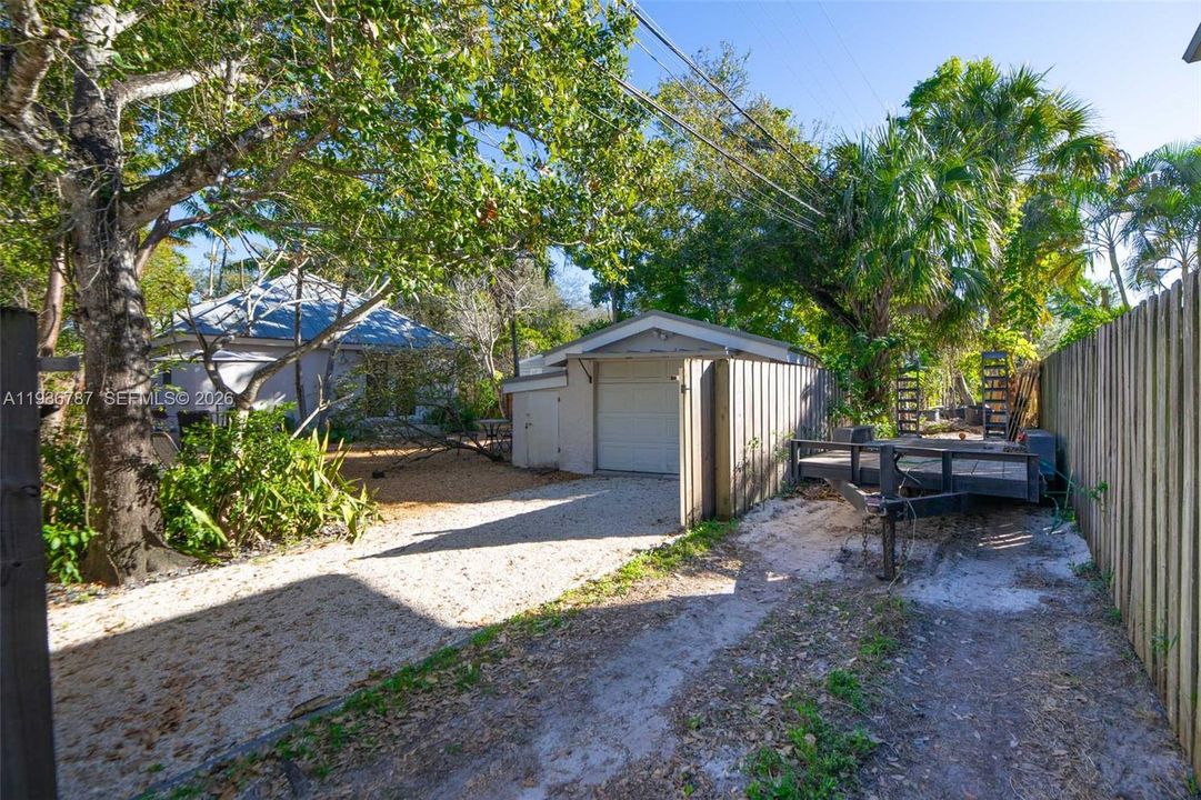 En Venta: $979,000 (3 camas, 2 baños, 1751 Pies cuadrados)