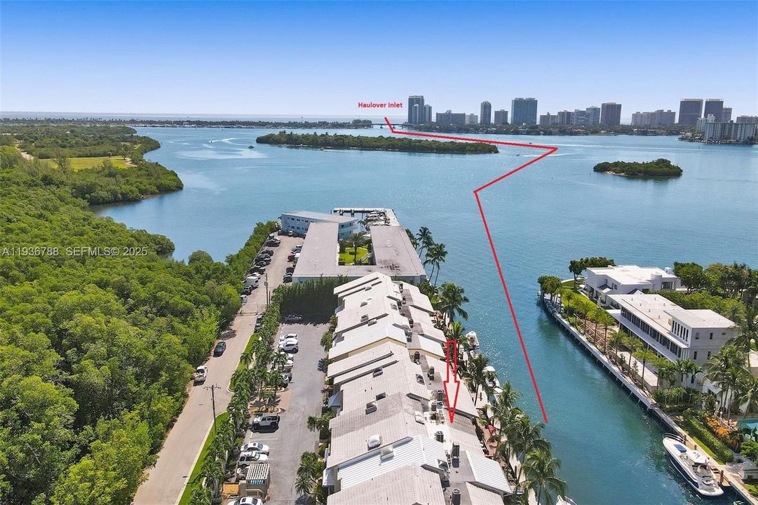 出租: $5,500 (2 贝兹, 3 浴室, 2057 平方英尺)