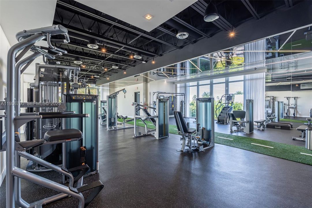 For Sale: $4,275,000 (5 beds, 5 baths, 4067 Square Feet)