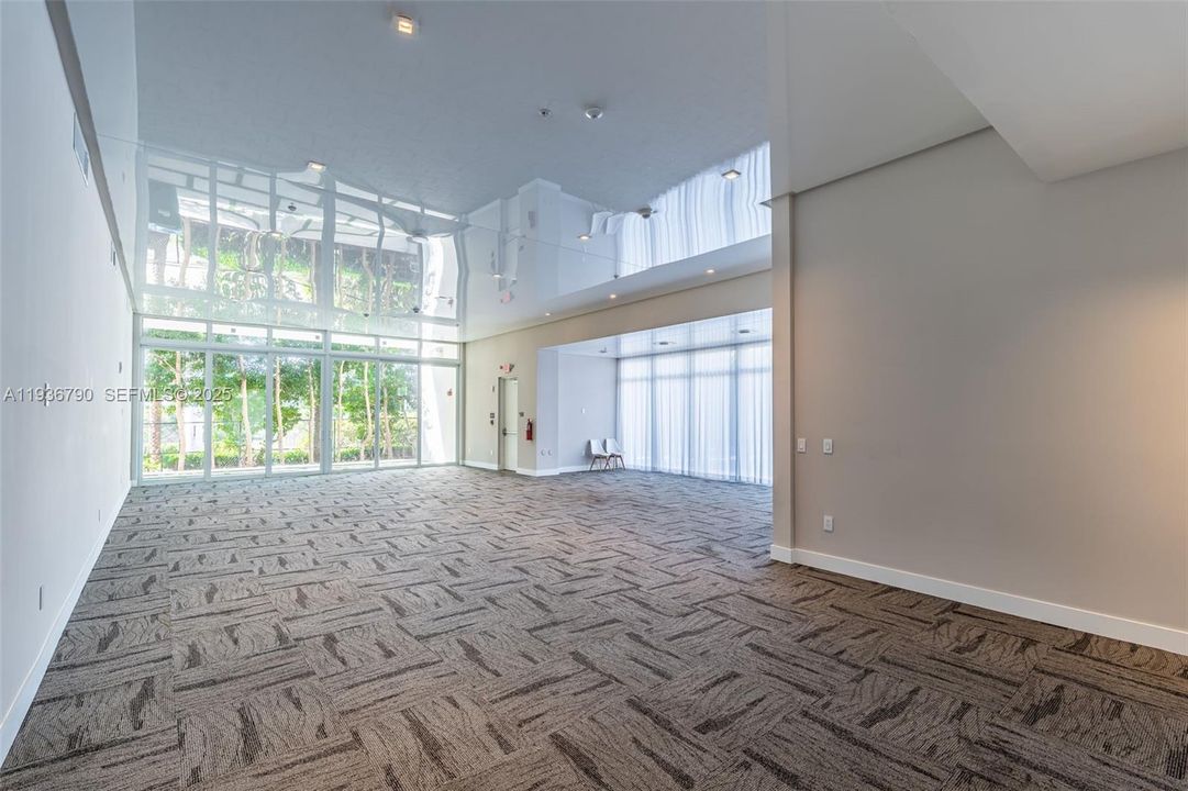 For Sale: $4,275,000 (5 beds, 5 baths, 4067 Square Feet)