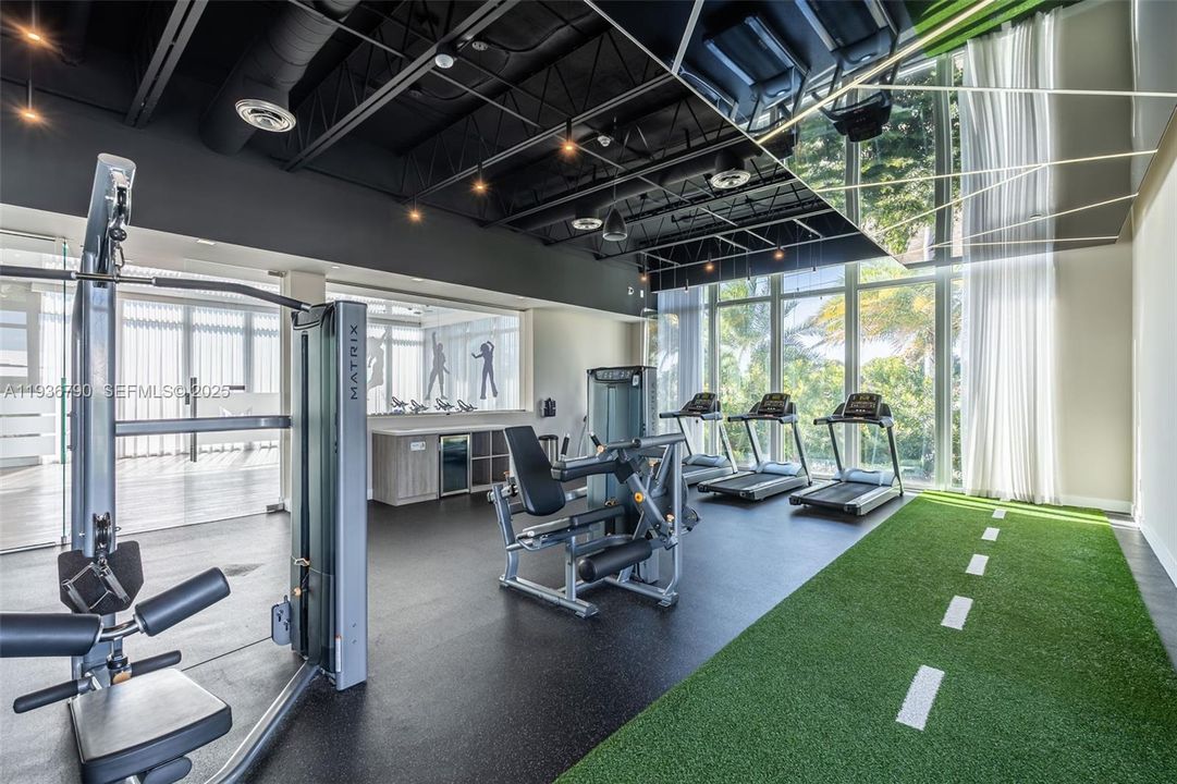 For Sale: $4,275,000 (5 beds, 5 baths, 4067 Square Feet)