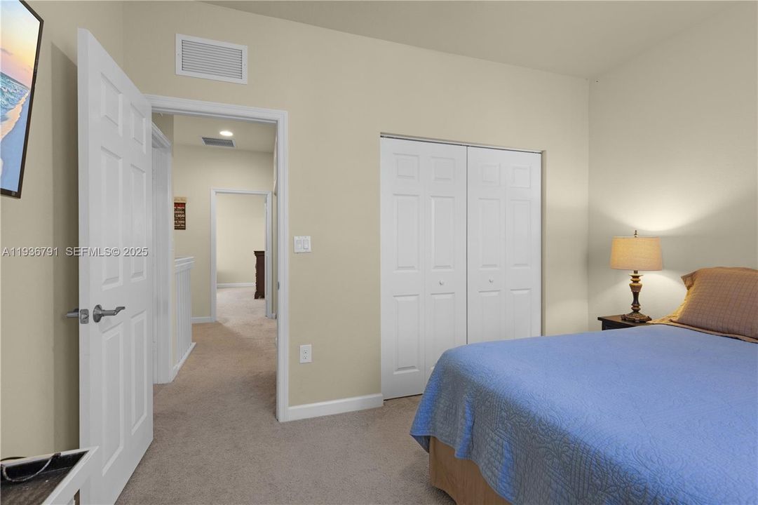 For Sale: $585,000 (4 beds, 3 baths, 1930 Square Feet)