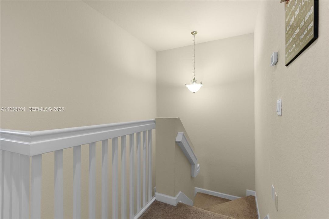 For Sale: $585,000 (4 beds, 3 baths, 1930 Square Feet)