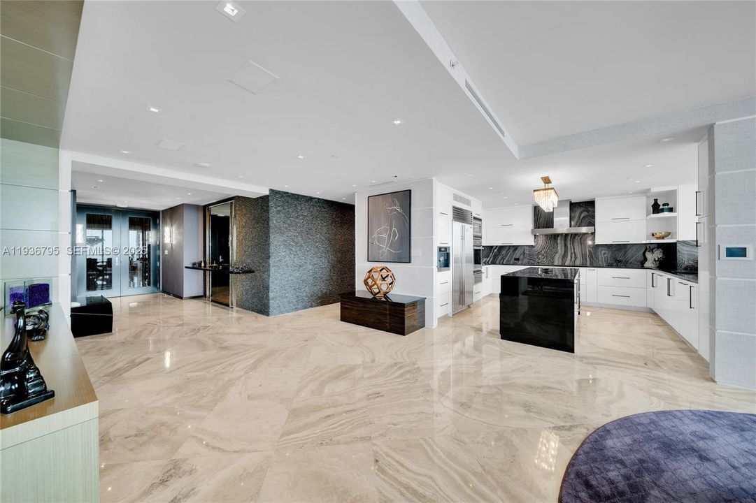 For Sale: $2,600,000 (3 beds, 3 baths, 2536 Square Feet)