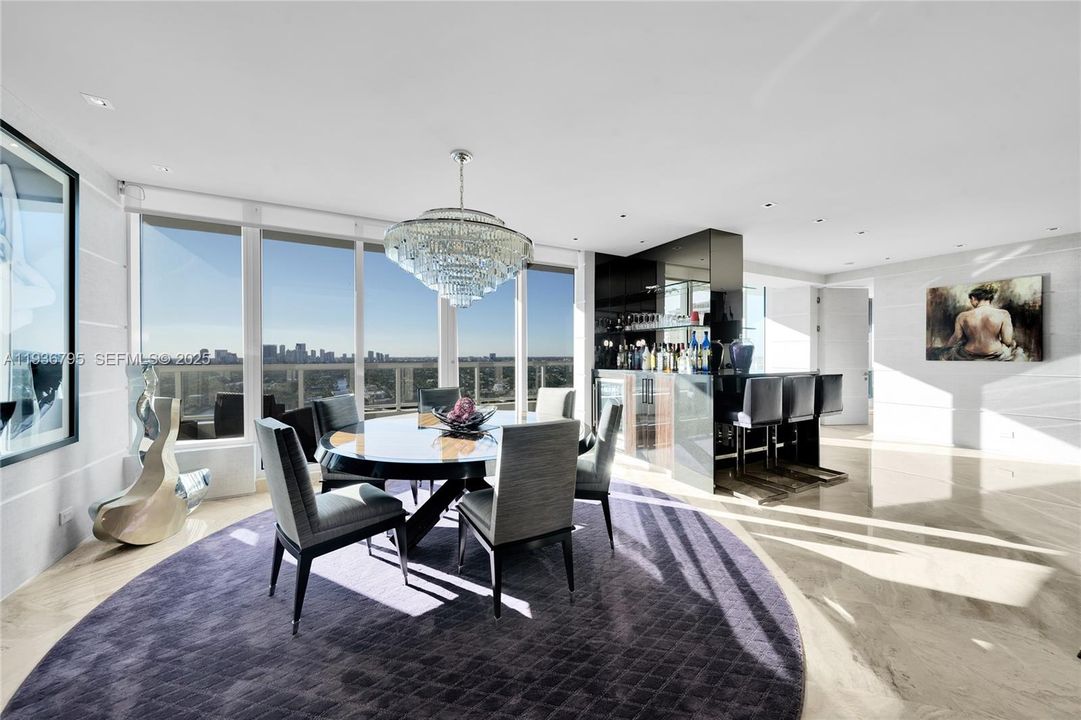 For Sale: $2,600,000 (3 beds, 3 baths, 2536 Square Feet)