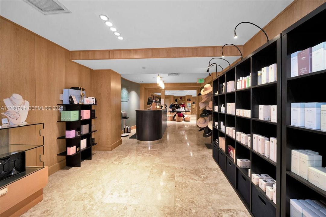 For Sale: $2,600,000 (3 beds, 3 baths, 2536 Square Feet)