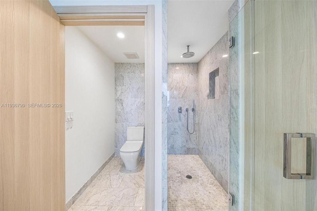 En Venta: $1,575,000 (2 camas, 2 baños, 1356 Pies cuadrados)