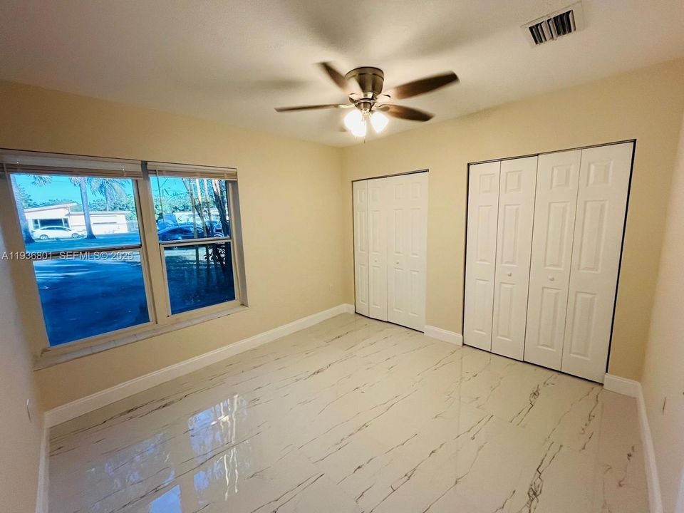 В аренду: $2,850 (3 спален, 2 ванн, 1109 Квадратных фут)