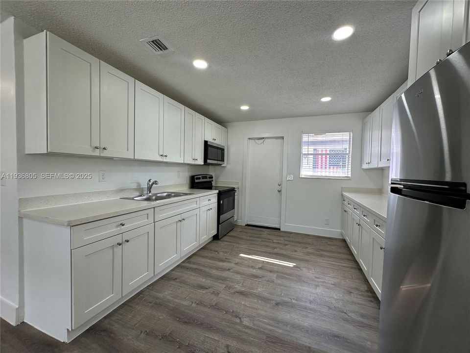 En Renta: $2,295 (2 camas, 2 baños, 0 Pies cuadrados)