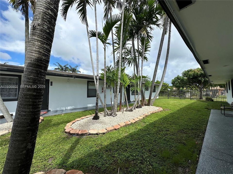 En Renta: $2,295 (2 camas, 2 baños, 0 Pies cuadrados)