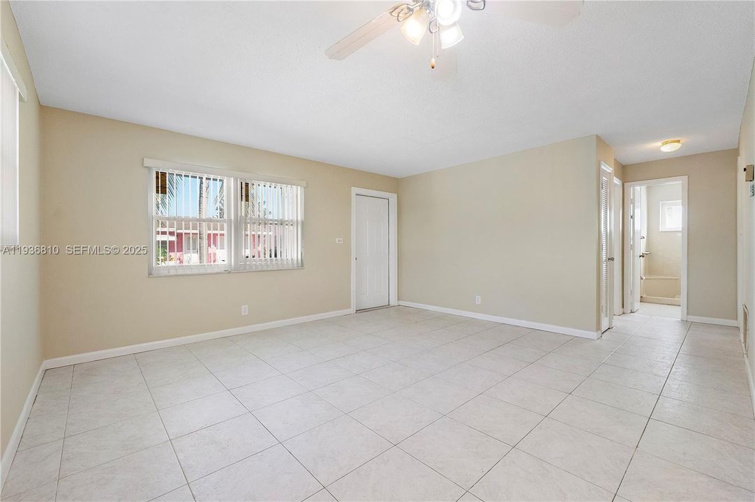 For Sale: $360,000 (3 beds, 2 baths, 1588 Square Feet)