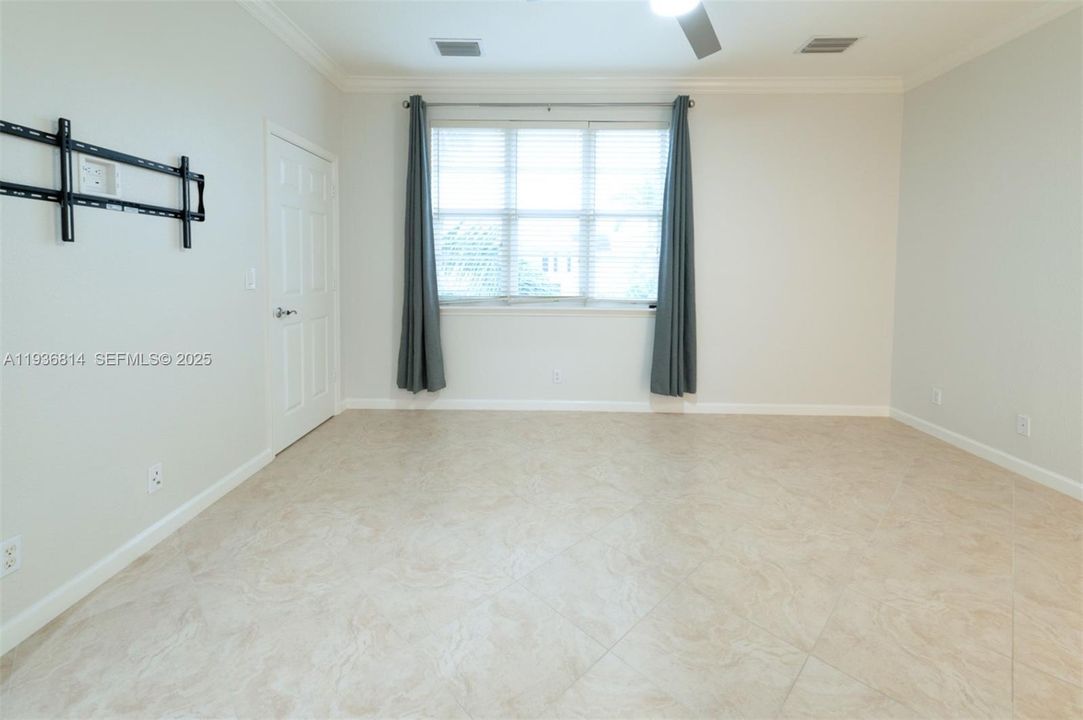 : $500,000 (2 спален, 2 ванн, 1700 Квадратных фут)