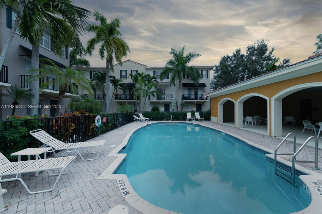 : $500,000 (2 спален, 2 ванн, 1700 Квадратных фут)