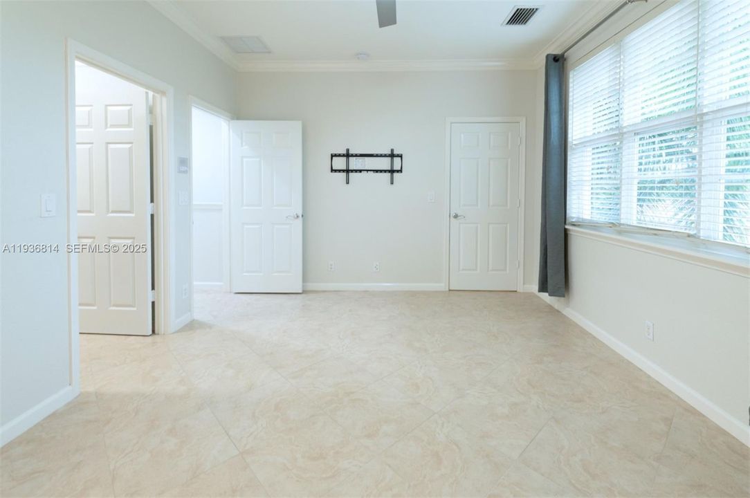 : $500,000 (2 спален, 2 ванн, 1700 Квадратных фут)