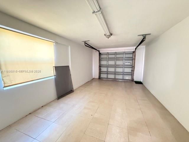 待售: $305,000 (2 贝兹, 2 浴室, 1753 平方英尺)