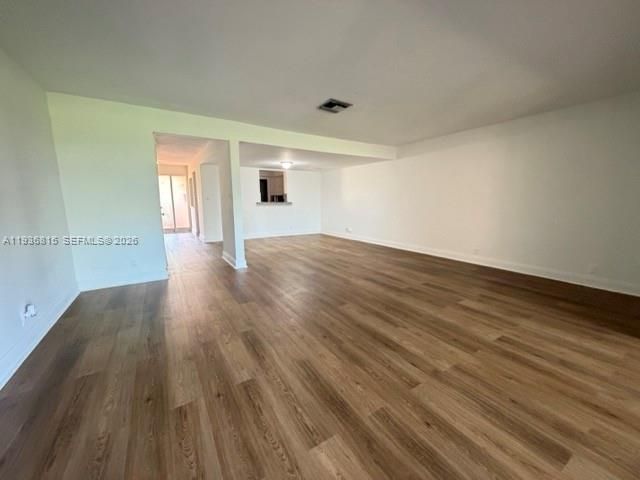 待售: $305,000 (2 贝兹, 2 浴室, 1753 平方英尺)