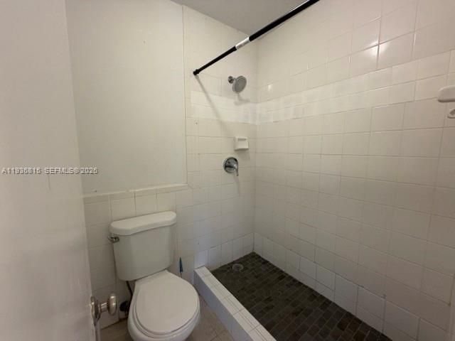 待售: $305,000 (2 贝兹, 2 浴室, 1753 平方英尺)