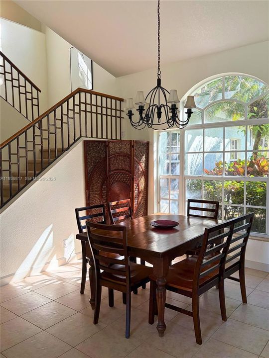 En Venta: $1,380,000 (3 camas, 3 baños, 2635 Pies cuadrados)