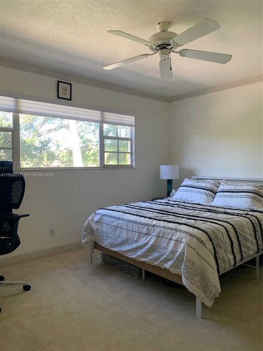 En Venta: $1,380,000 (3 camas, 3 baños, 2635 Pies cuadrados)