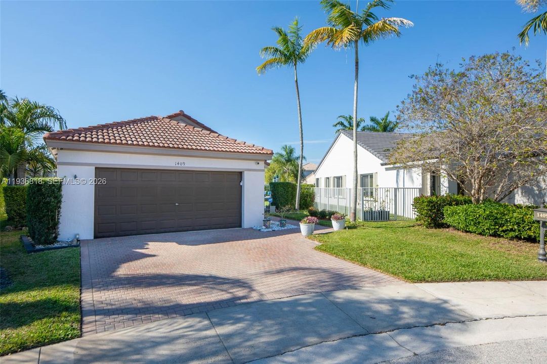 Nice size driveway and sidewalk