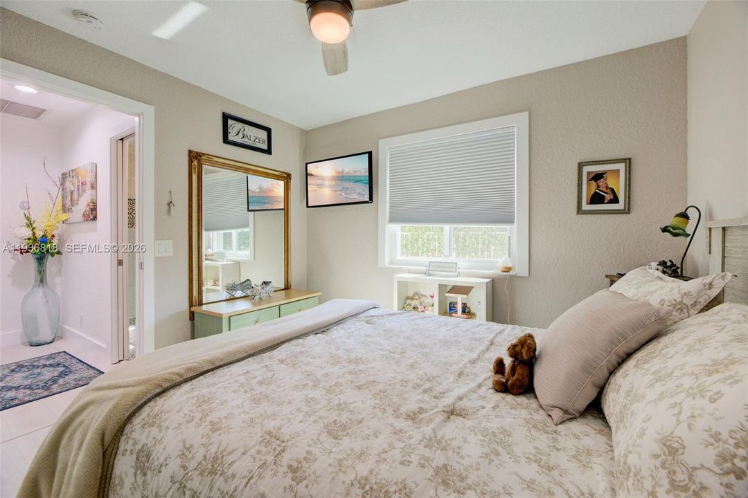 Active With Contract: $795,000 (3 beds, 2 baths, 1420 Square Feet)