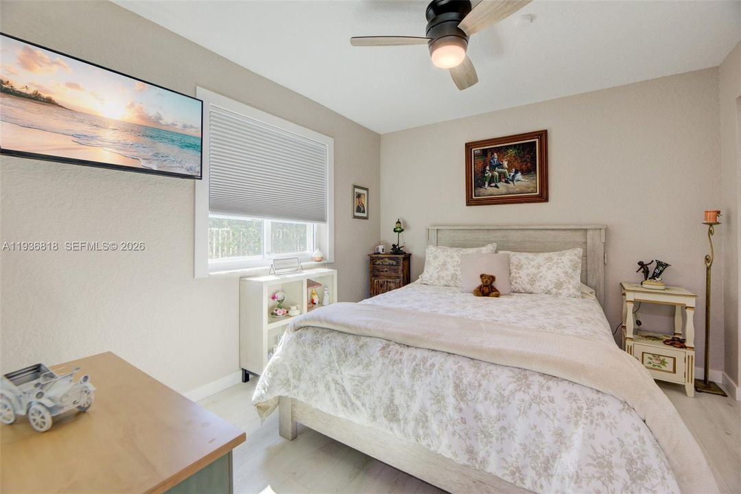 Active With Contract: $795,000 (3 beds, 2 baths, 1420 Square Feet)