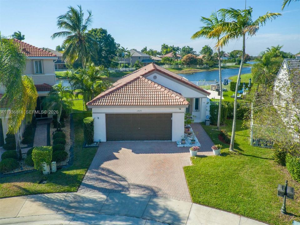 Praver driveway with extra packing