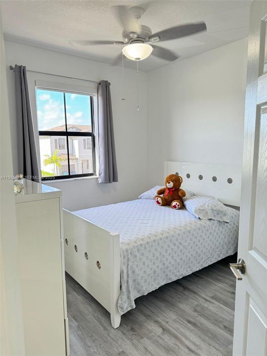 待售: $495,000 (3 贝兹, 2 浴室, 1441 平方英尺)