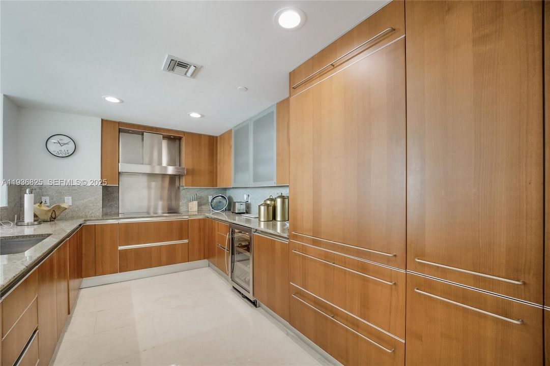 En Renta: $17,500 (3 camas, 3 baños, 2333 Pies cuadrados)