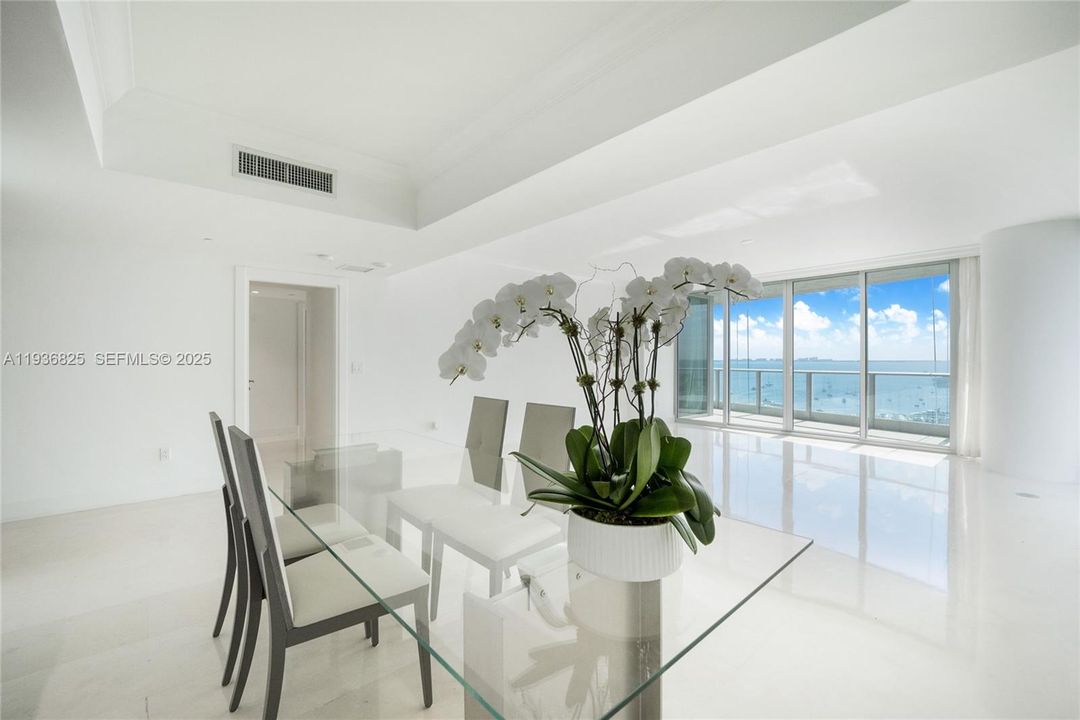 En Renta: $17,500 (3 camas, 3 baños, 2333 Pies cuadrados)