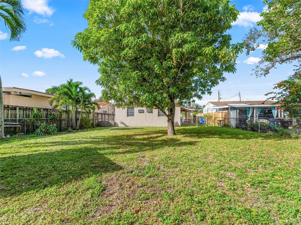 En Renta: $2,800 (3 camas, 1 baños, 1230 Pies cuadrados)