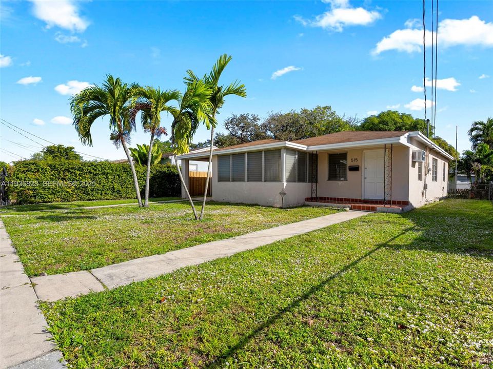 En Renta: $2,800 (3 camas, 1 baños, 1230 Pies cuadrados)