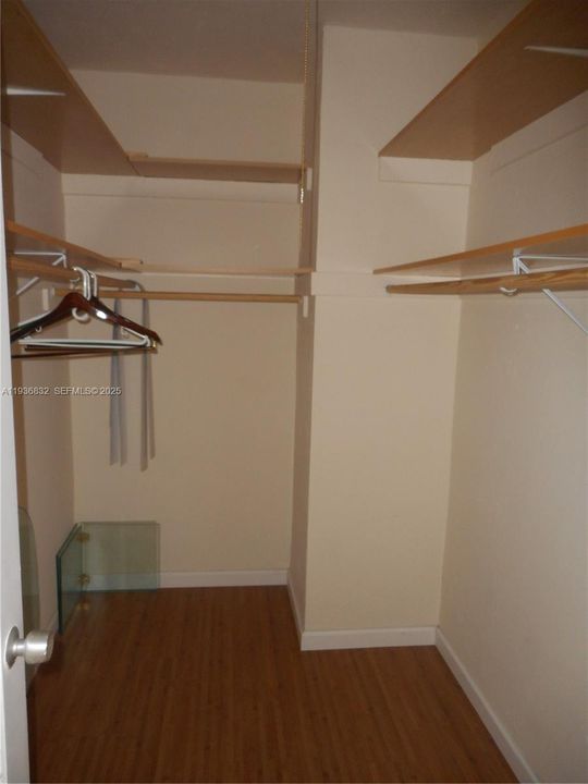 En Renta: $2,500 (1 camas, 1 baños, 978 Pies cuadrados)