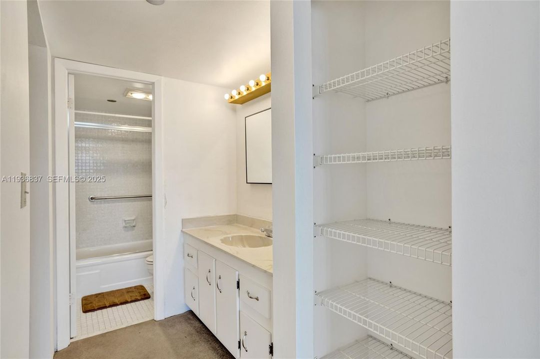 En Renta: $1,800 (1 camas, 1 baños, 740 Pies cuadrados)