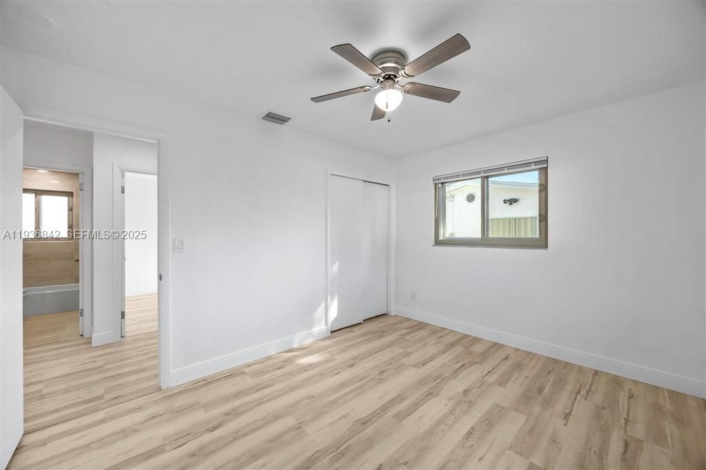 For Sale: $559,999 (3 beds, 2 baths, 1213 Square Feet)