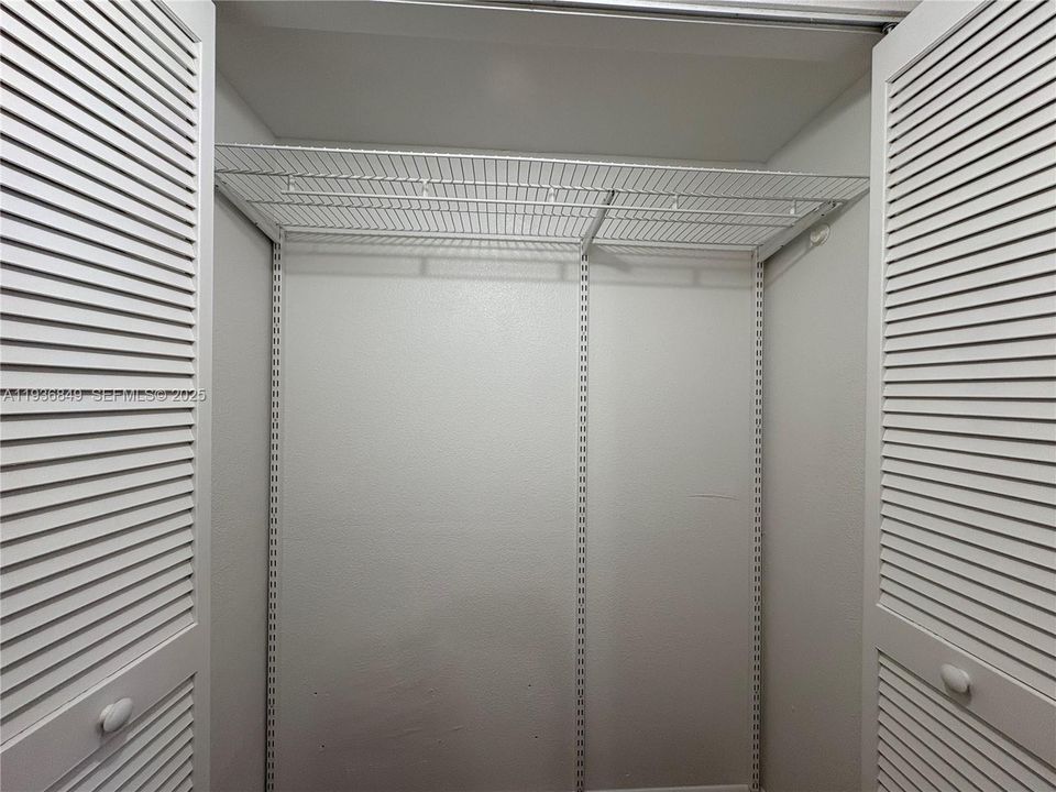 В аренду: $1,850 (1 спален, 1 ванн, 690 Квадратных фут)